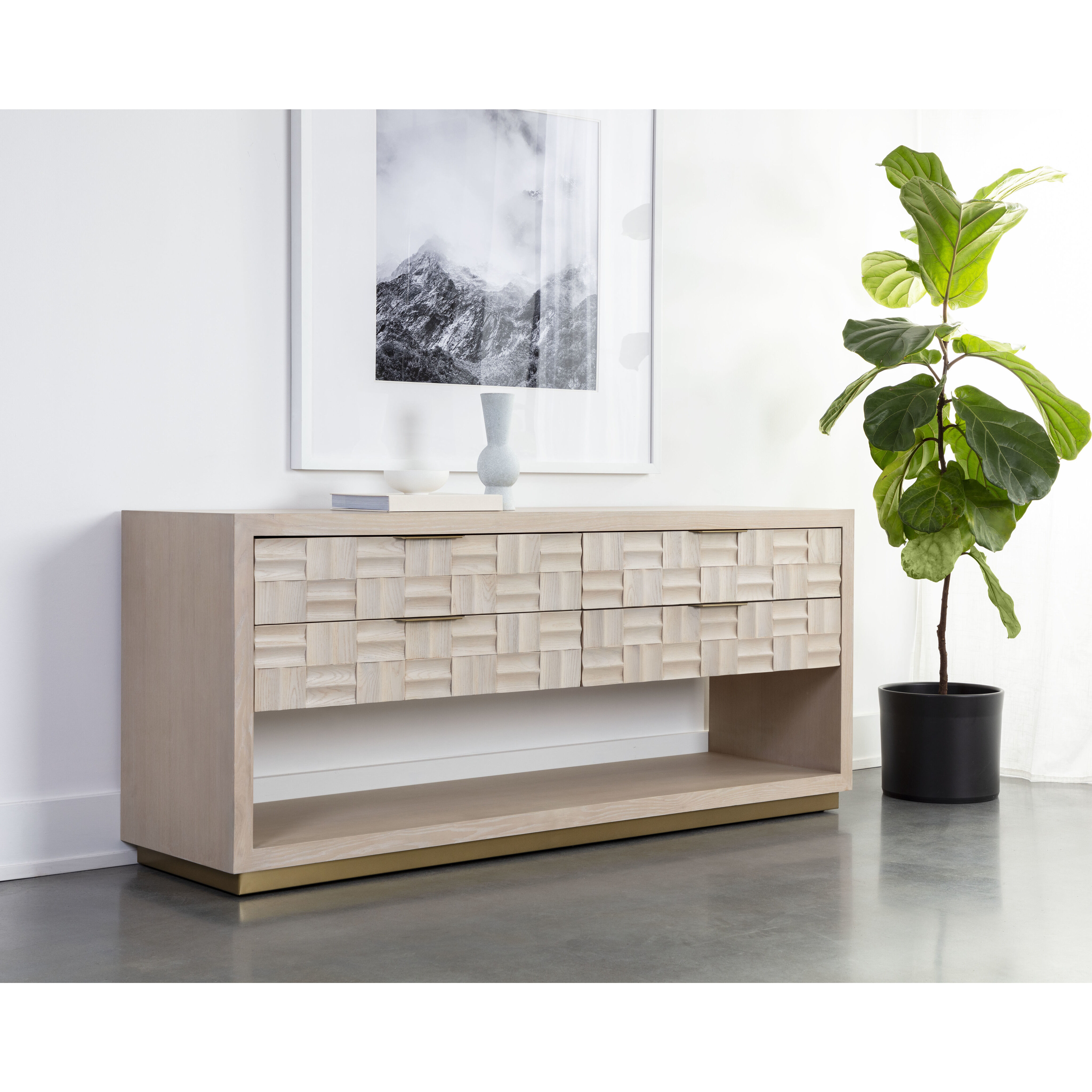 Akava Light Wash / Gold Dresser